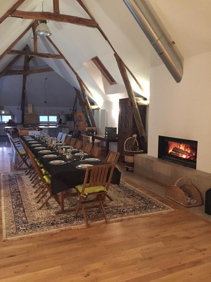 Ferme Historique Jean De La Fontaine Et Ses Chambres D'Hotes Hammam-Spa - 4 Etoiles Chierry Buitenkant foto